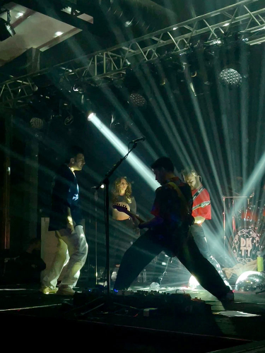  Konser